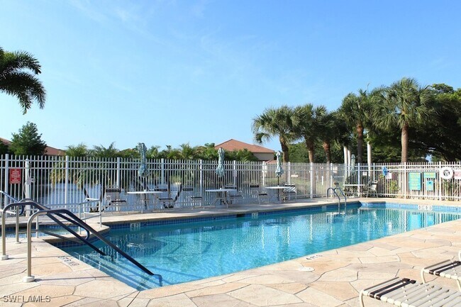 Building Photo - 15441 Bellamar Cir