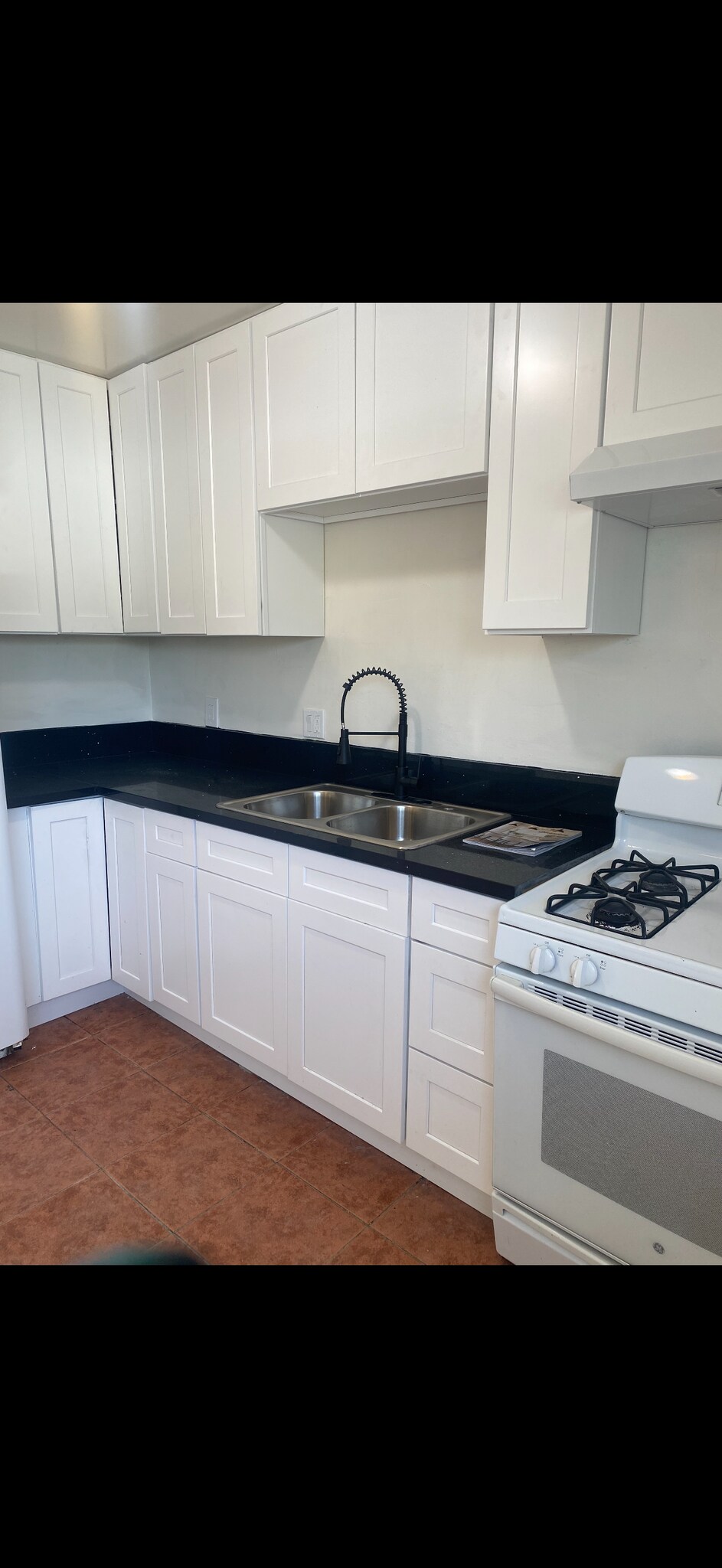 Building Photo - 10010 Anzac Ave