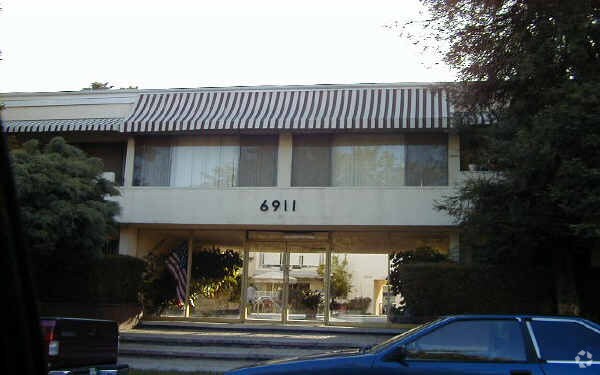 Building Photo - 6911 Remmet Ave