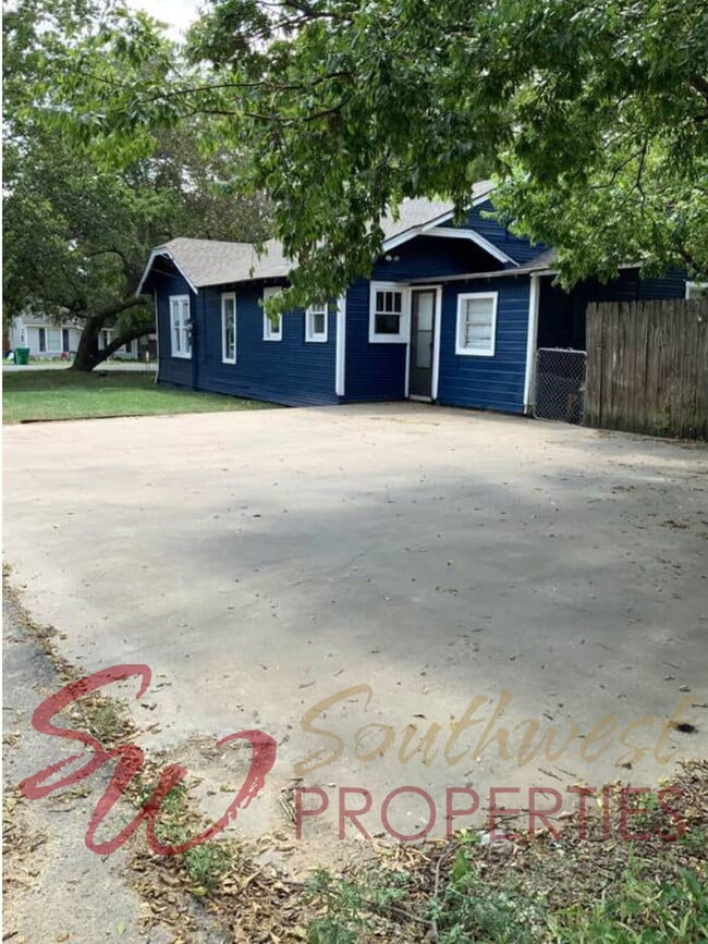 Building Photo - Updated with charm!