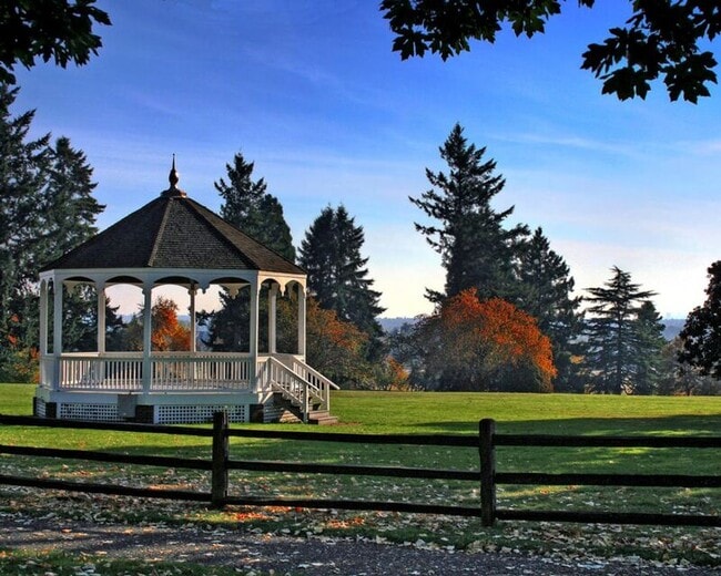 Building Photo - 4908 NE 2nd Ct