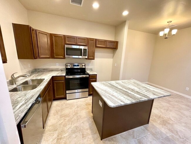 Building Photo - Newly Constructed 2 Bedroom Home!