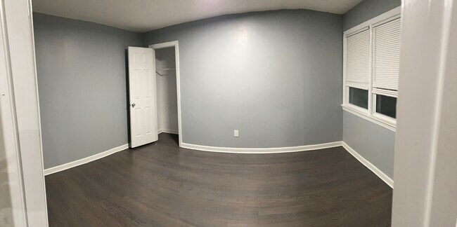 Building Photo - 306 Clifton Ave