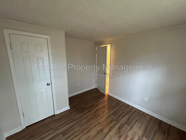 Building Photo - 116 Loch Ln Dr