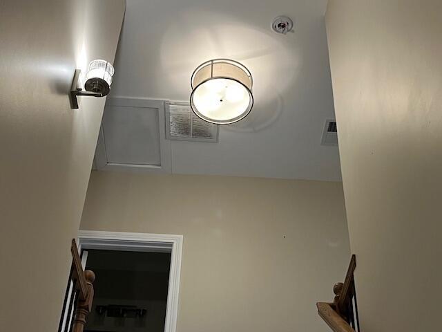 Building Photo - 4274 Captains Ct