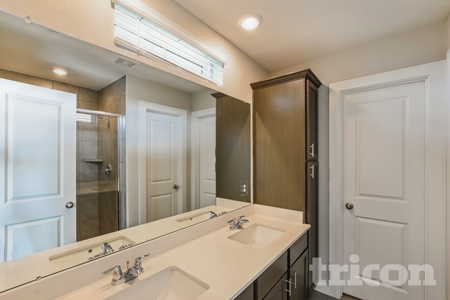 Building Photo - 22638 Terrazzo Dr