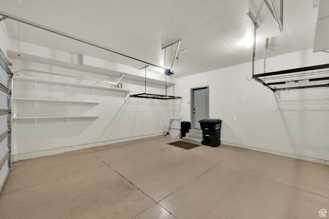 Building Photo - 12706 Roll Save Ln