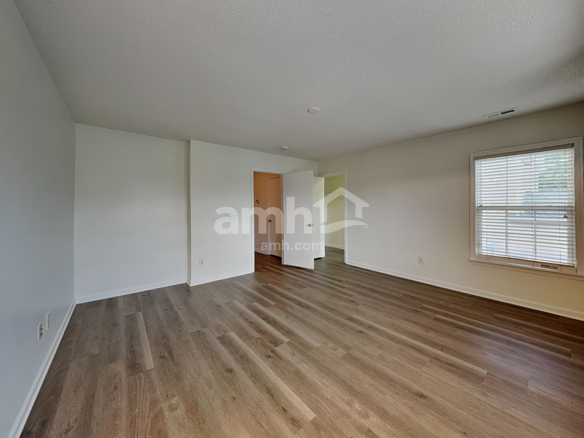 Building Photo - 6025 Namozine Ct