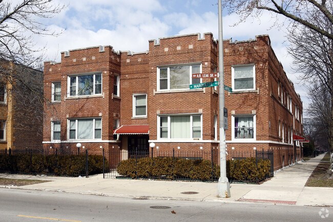 Primary Photo - 2500 W Marquette Rd