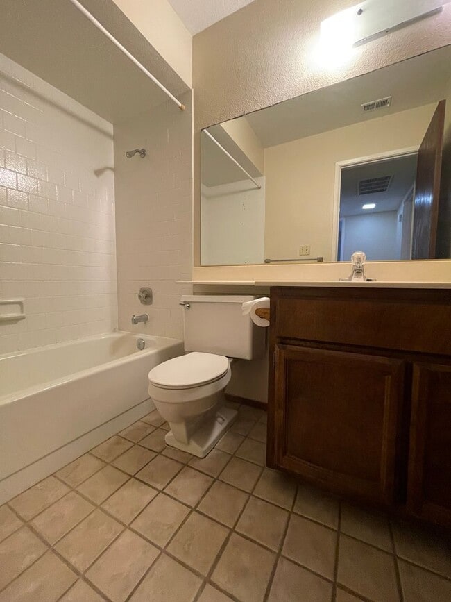 Building Photo - Charming 2 Bedroom, 2 Bath Duplex in Citru...