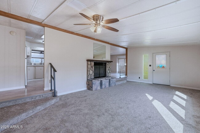 Building Photo - 17048 N 66th Terrace