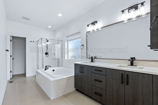 Building Photo - 6619 Mariposa Ct