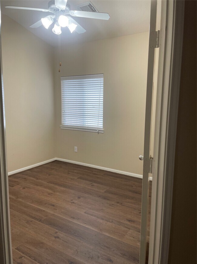 Building Photo - 12218 Grand Portage Ln
