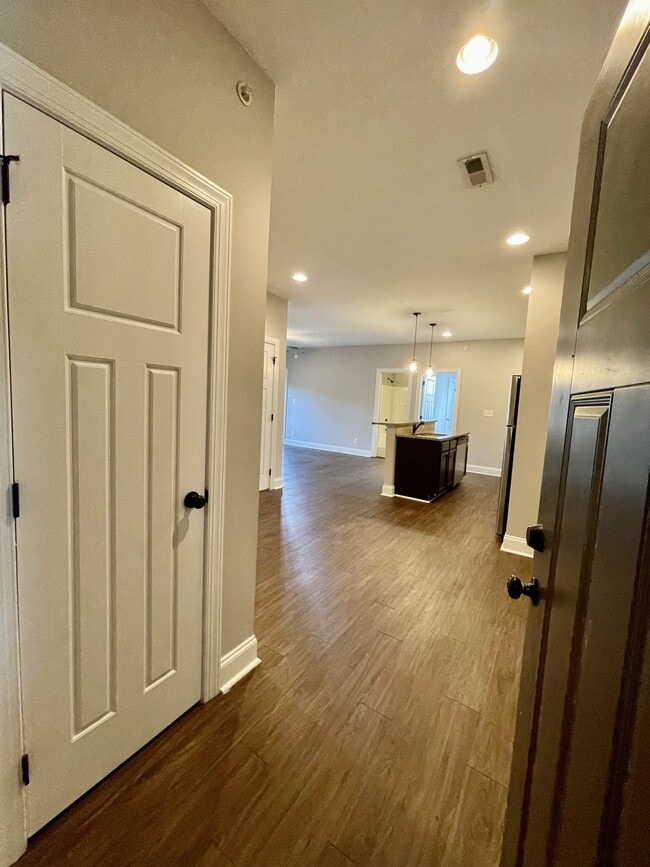 Building Photo - 100 Portico Street