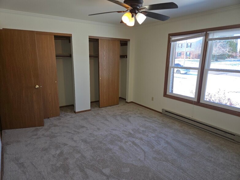 Master bdrm w/2 Closets - 2215 Sylvan Way