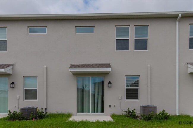 Building Photo - 3149 Laurent Lp