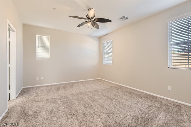 Building Photo - 974 Spiracle Ave