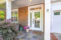 Building Photo - 18524 Mizzenmast Ave