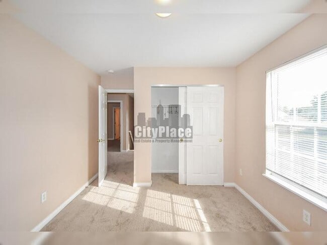 Building Photo - 2712 Addison Meadows Ln