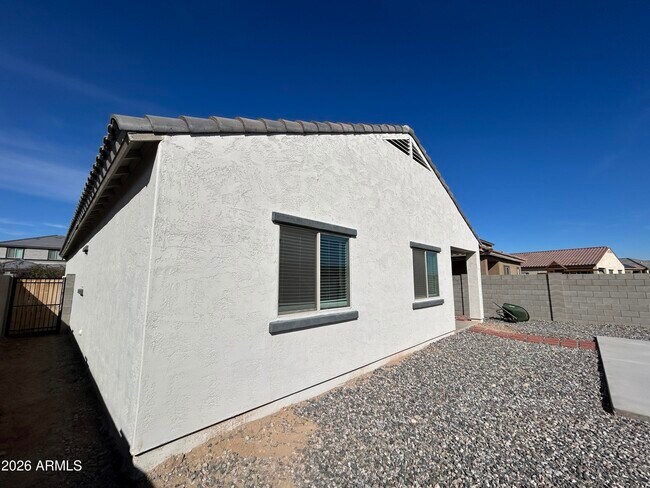 Building Photo - 24401 W Verlea Dr