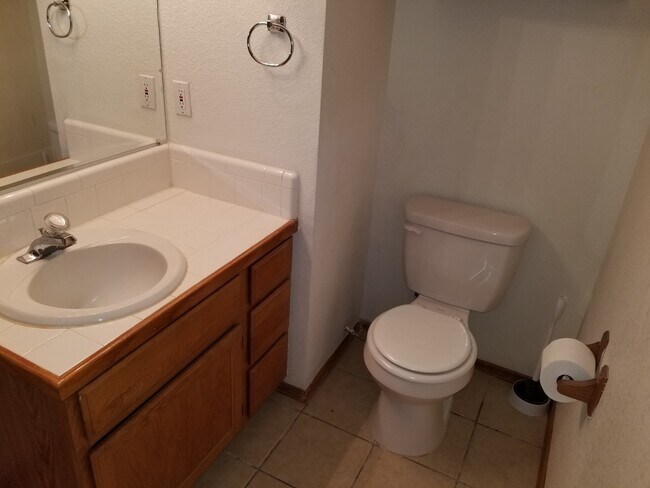 Building Photo - GREAT HOME IN NE CLOVIS NEAR MESA ELEMENTARY