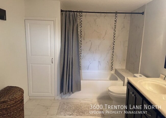 Building Photo - 3600 Trenton Ln N