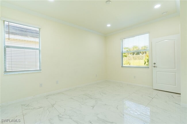 Building Photo - 3669 Crimson Ln