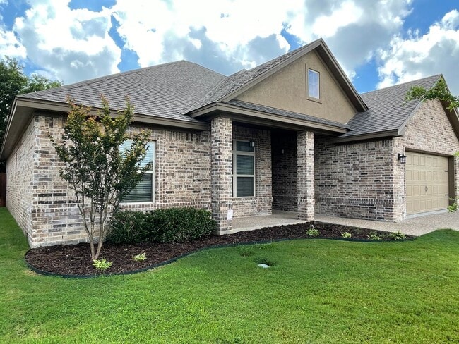 Building Photo - Luxury Home in Chapel Ridge | Midway ISD *...