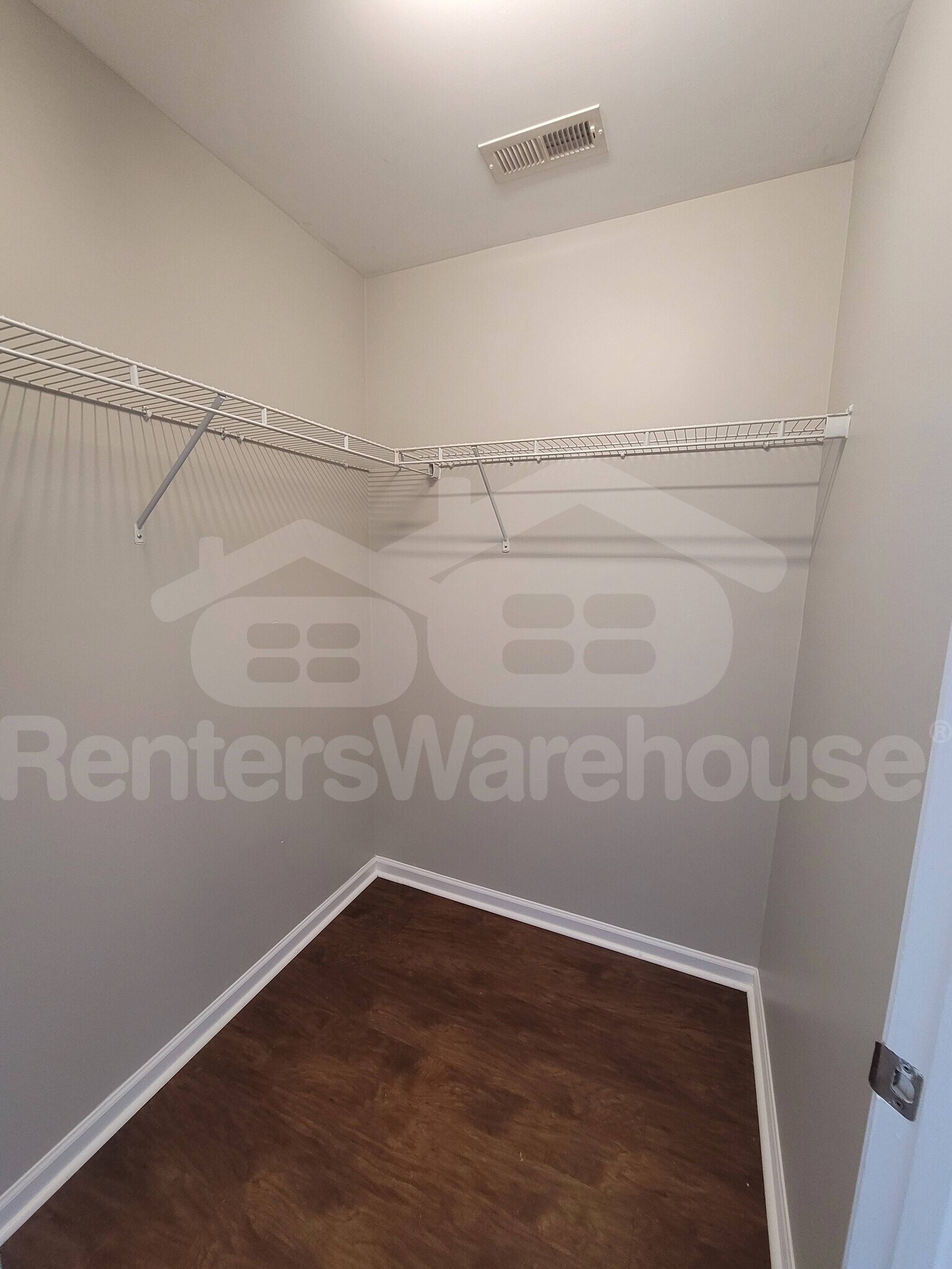 Building Photo - 1506 Oxleymare Drive