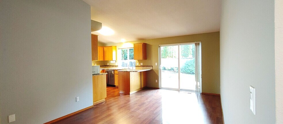 Building Photo - 13258 SW Yarrow Way