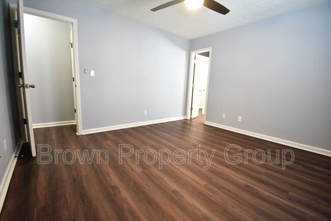 Building Photo - 295 Warton Ln