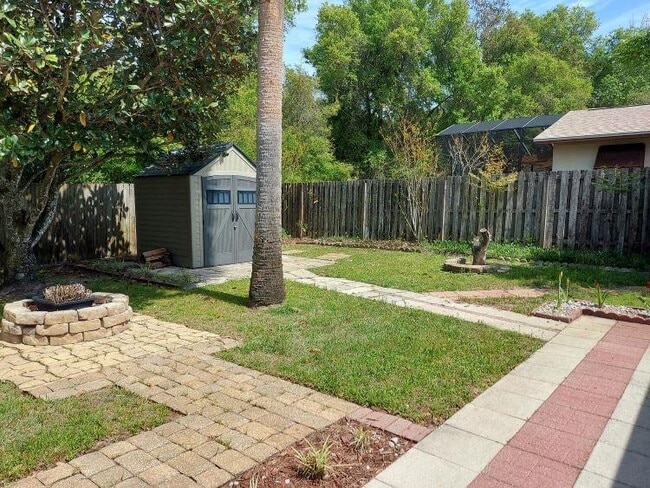 Building Photo - 264 Costado St