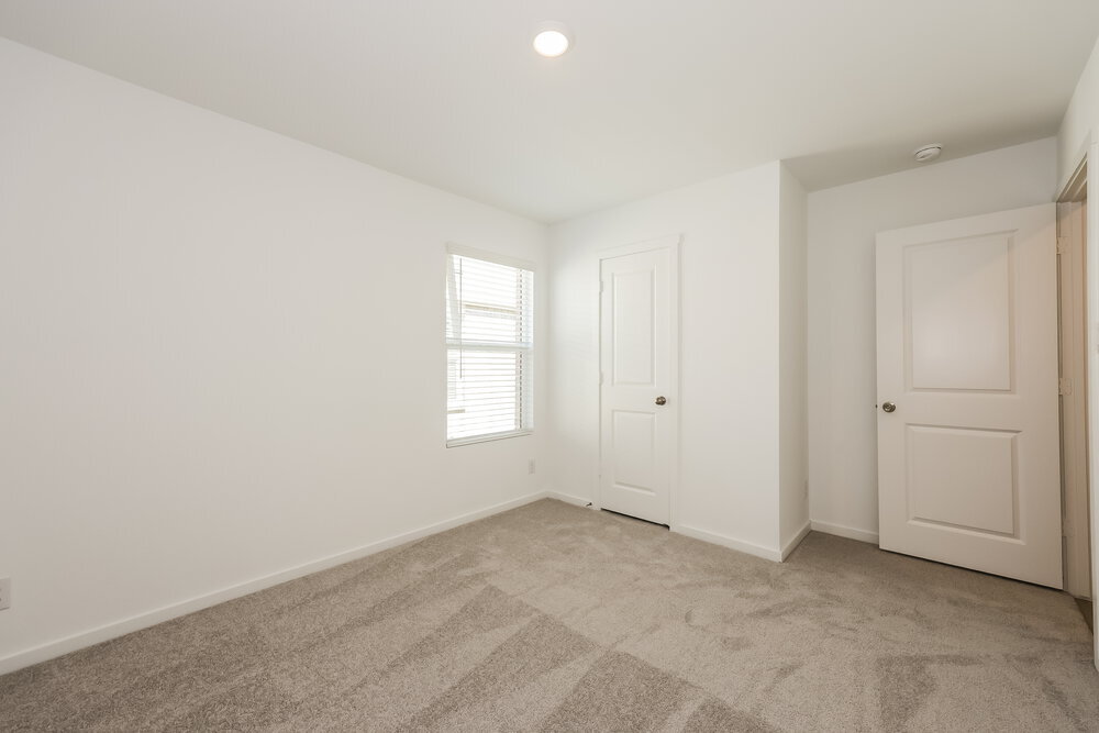 Building Photo - 1220 Canyon Wren Dr