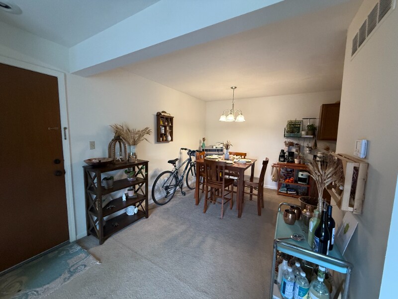 Building Photo - 104 Clinkscales Rd