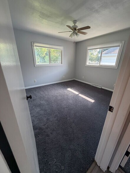 Building Photo - 107 Hadley Dr