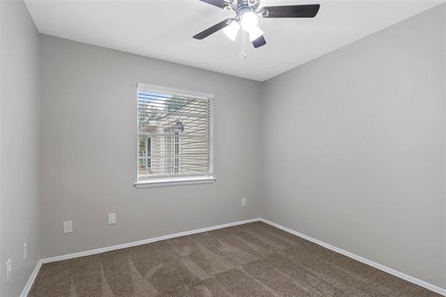 Building Photo - 5904 Emerson Dr