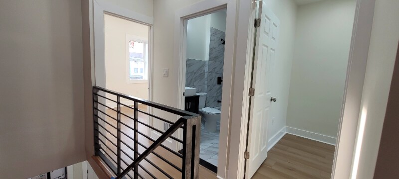 Building Photo - 1517 S Napa St
