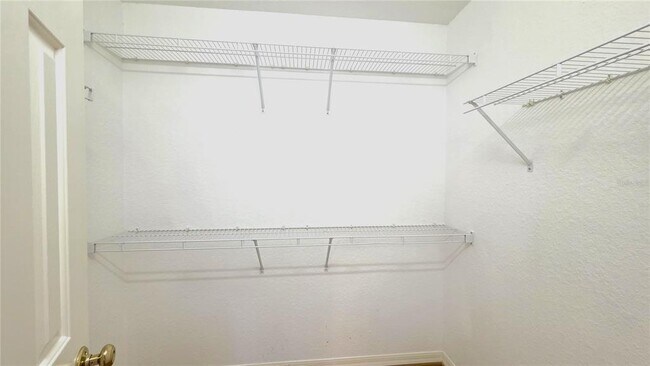 Building Photo - 381 1st Ave SW