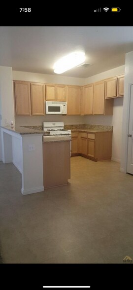 Building Photo - 3514 Rio Grande Ln