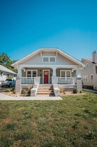 Building Photo - 1351 E Cherry St