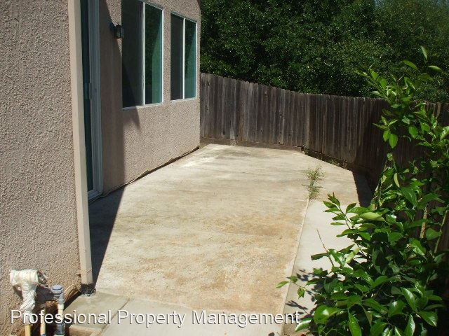Building Photo - 3 br, 2.5 bath House - 226 Pacific Oak Court