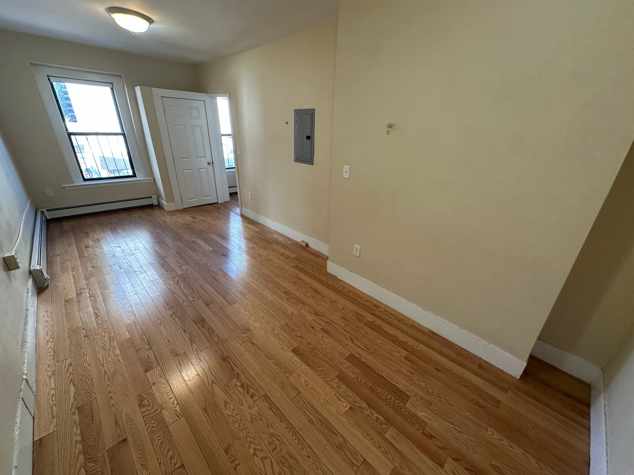 Building Photo - 218 Cambridge St