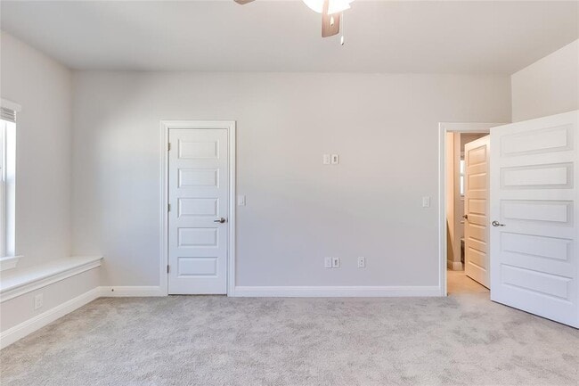 Building Photo - 1005 Legend Milton Ln