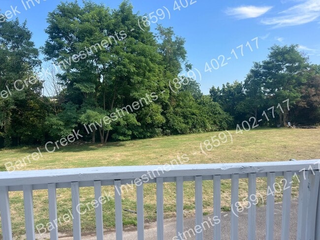 Building Photo - Newly renovated, three-story townhome!