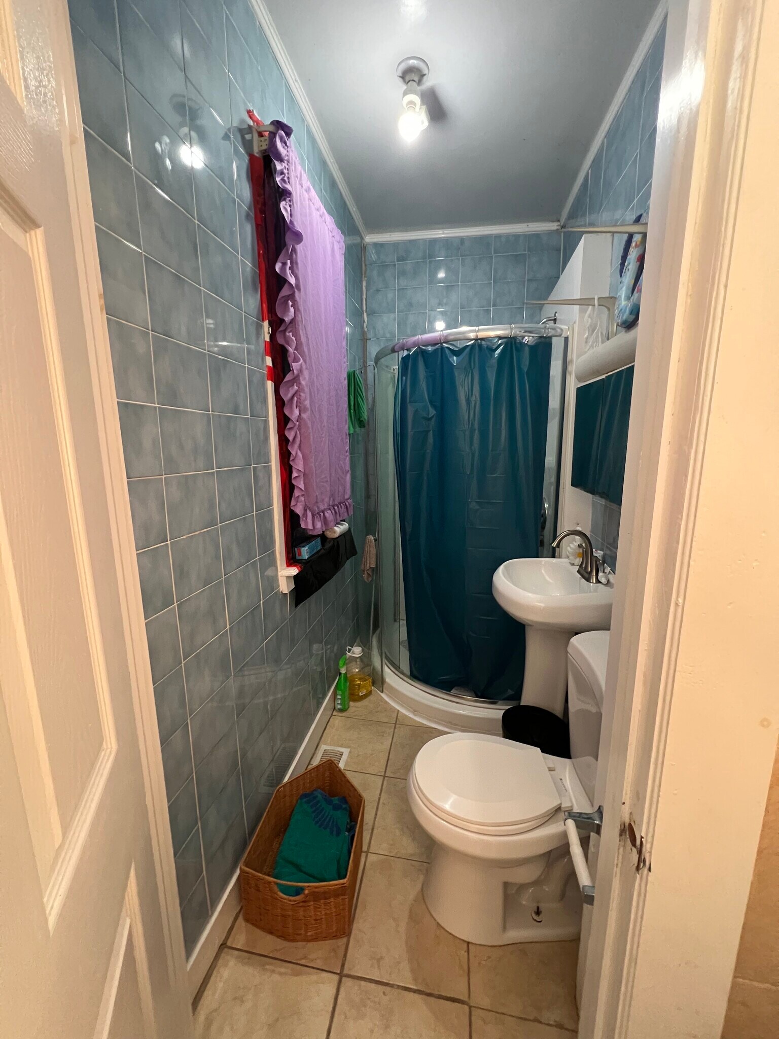 Building Photo - 193 Chatham St