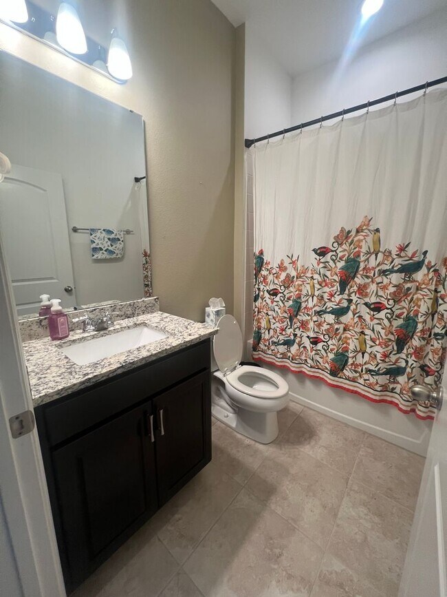 Building Photo - Spacious 3-Bed/2-Bath Rental in Sola Vista – Modern Comfort Meets Florida Living!