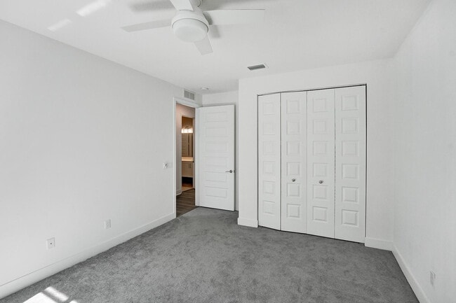 Building Photo - 10850 Oceano Wy