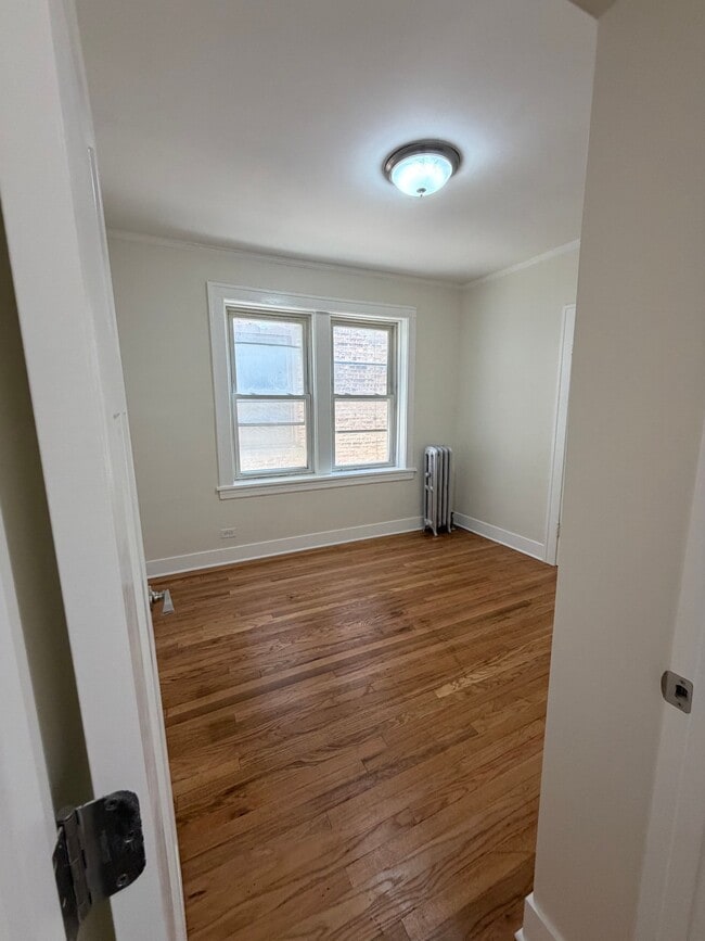 Building Photo - 4154 N Mozart St