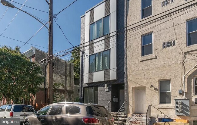 Building Photo - 2118 N 8th St