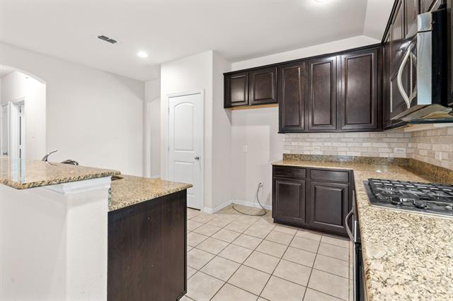 Building Photo - 2640 Costa Mesa Dr